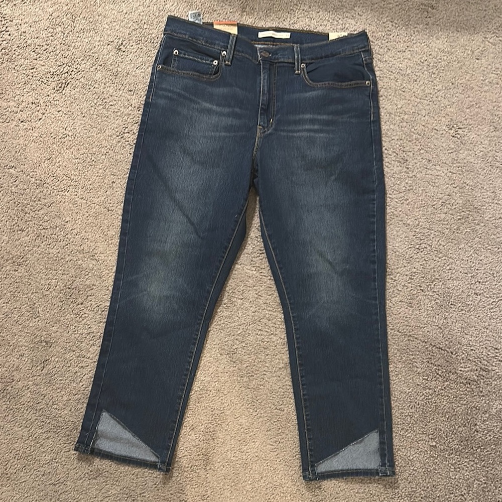 Levi’s 724 high-rise Slim Straight Jeans